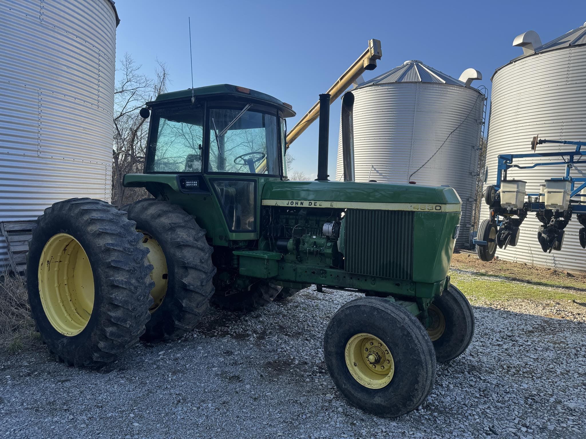 1977 John Deere 4630 Equipment Image0