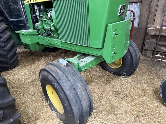 Image of John Deere 4630 equipment image 1