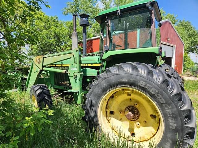 Image of John Deere 4630 equipment image 3