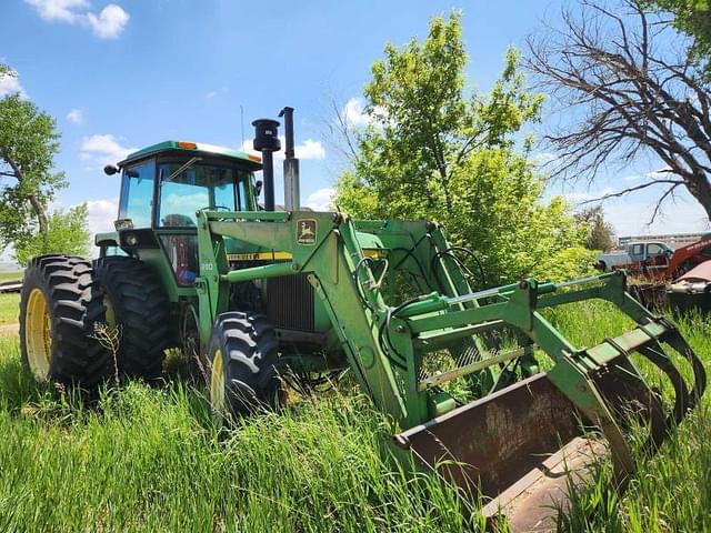 Image of John Deere 4630 equipment image 1