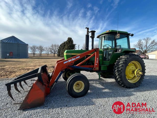 Image of John Deere 4630 equipment image 1