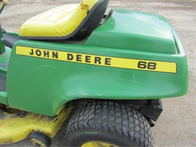 Image of John Deere 68 equipment image 1