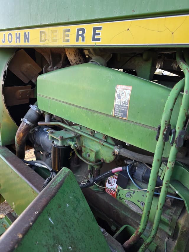 Image of John Deere 8430 equipment image 4