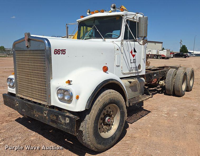 Image of Kenworth W900A Primary image