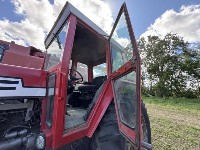 Image of Massey Ferguson 1135 equipment image 1