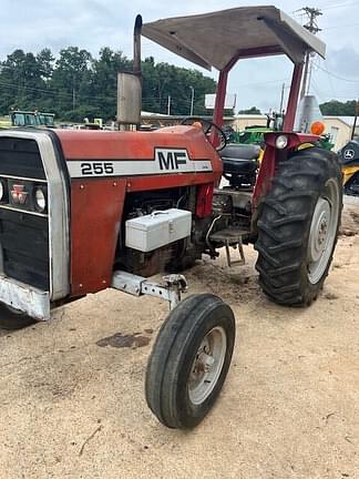 Image of Massey Ferguson 255 equipment image 4