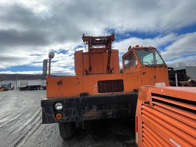 Image of P&H 790TC equipment image 4