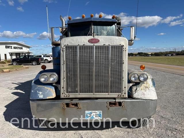 Image of Peterbilt 359 equipment image 1
