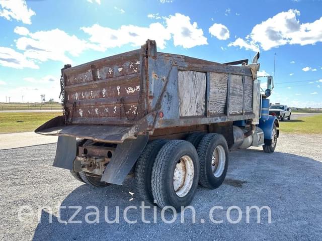 Image of Peterbilt 359 equipment image 4