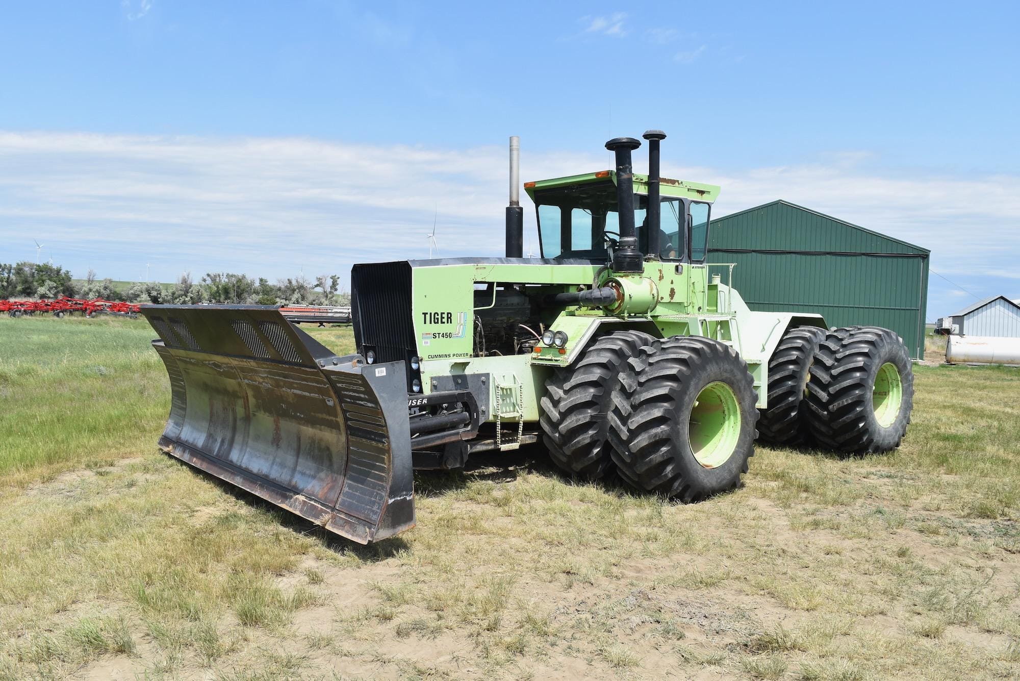 Main image Steiger Tiger III ST-450