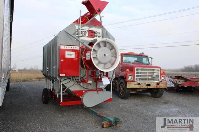 Image of Super B AS600 equipment image 1