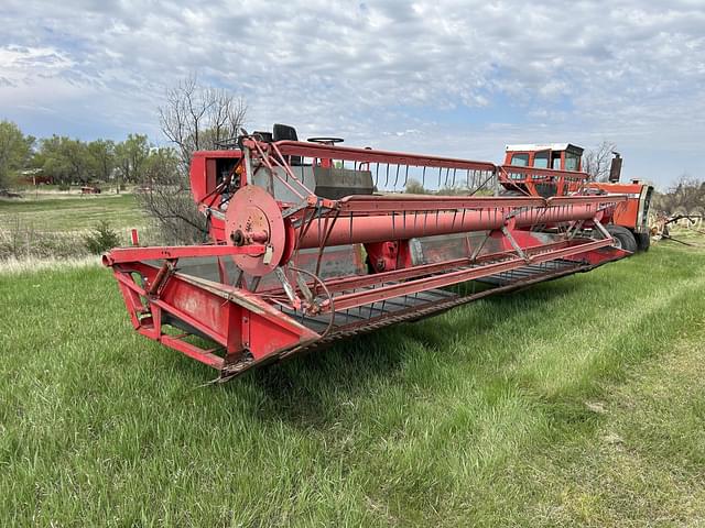 Image of Versatile 4000 equipment image 2