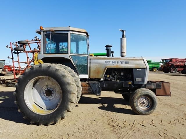 Image of White 2-135 equipment image 1