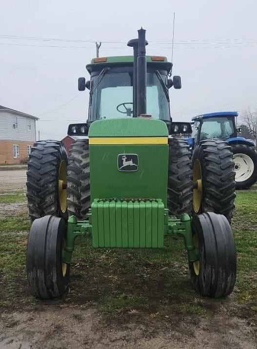 Image of John Deere 4640 equipment image 1