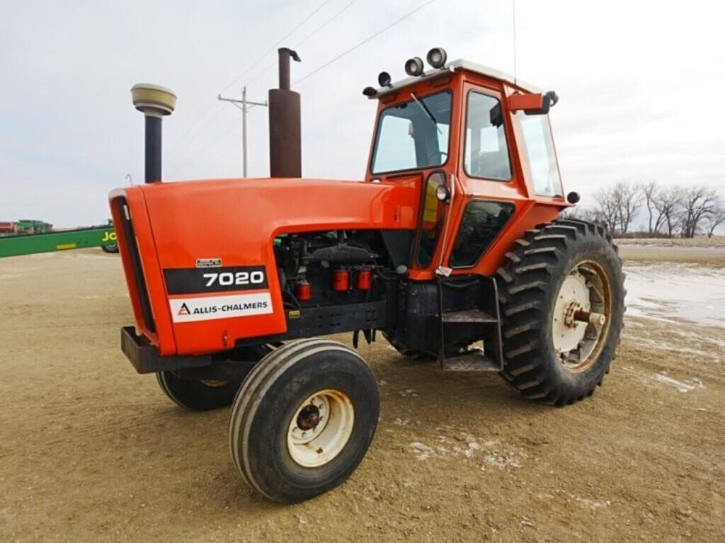 Image of Allis Chalmers 7020 Primary image