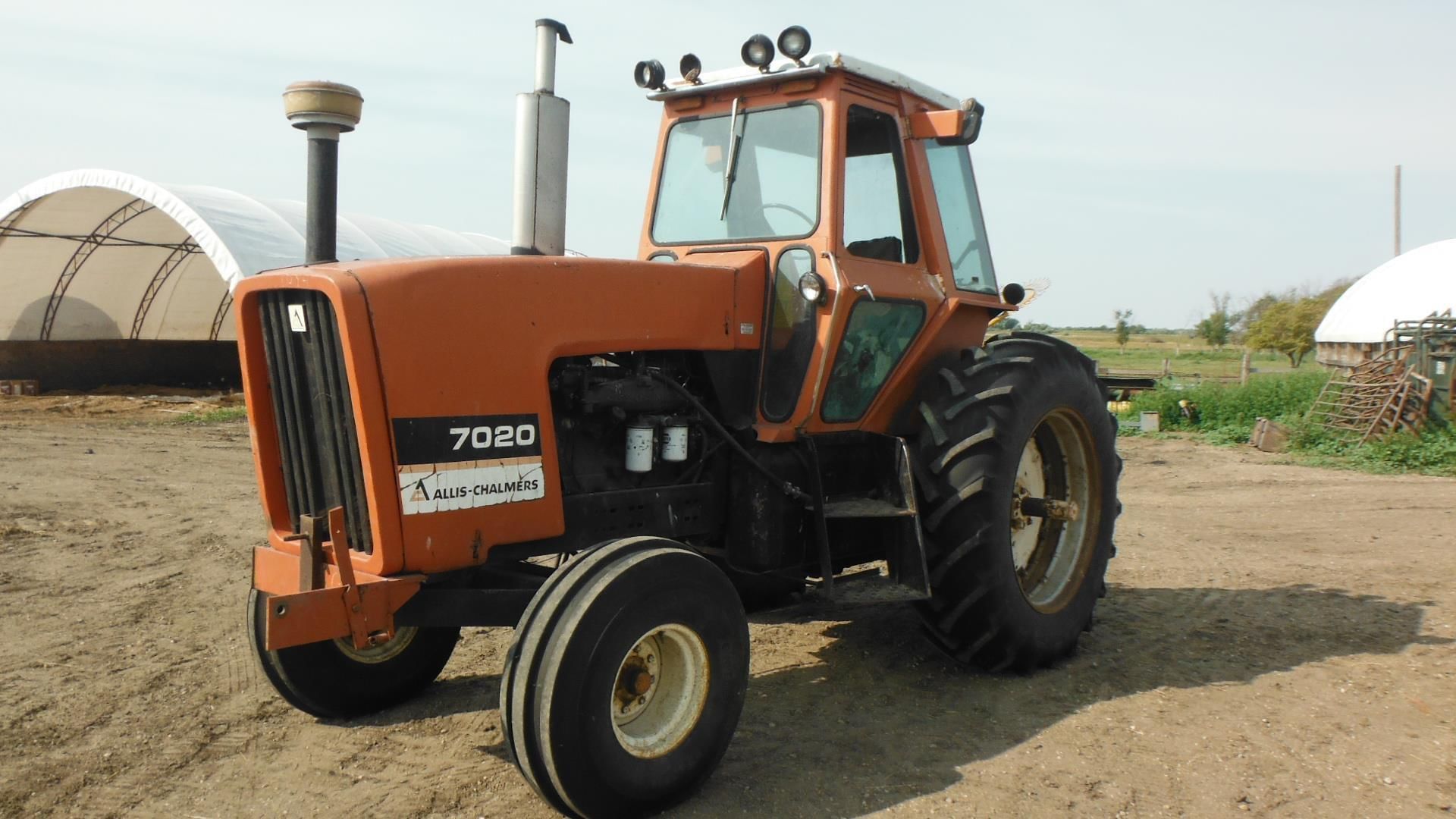 1978 Allis Chalmers 7020 Equipment Image0