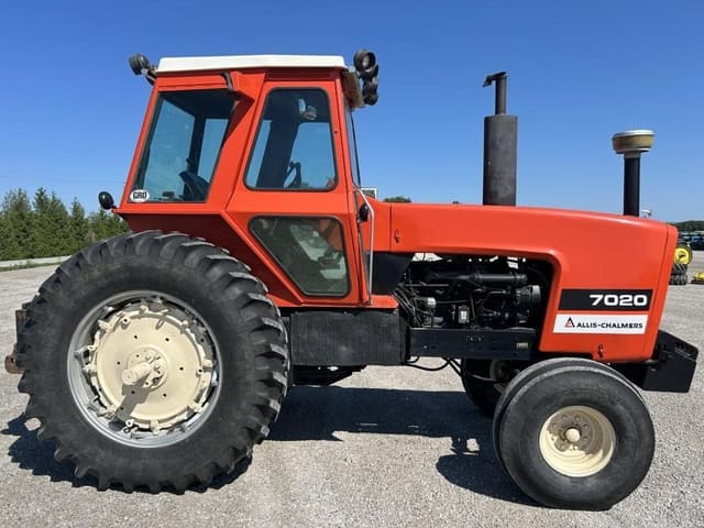 Image of Allis Chalmers 7020 equipment image 3