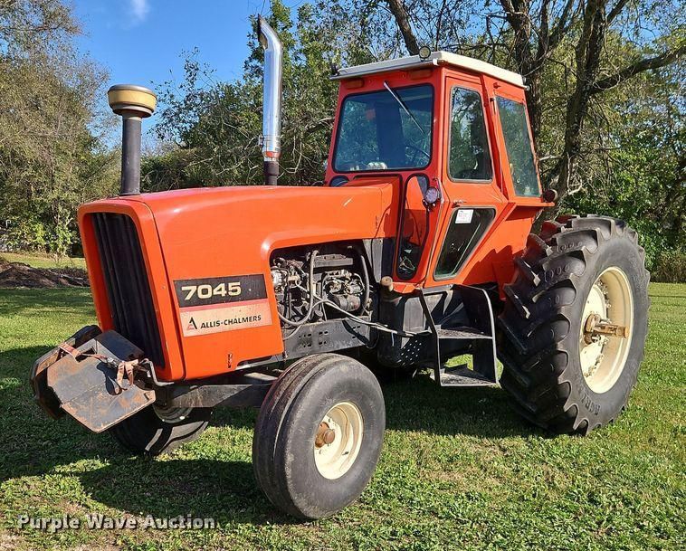 1978 Allis Chalmers 7045 Equipment Image0