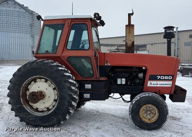 Image of Allis Chalmers 7060 equipment image 3