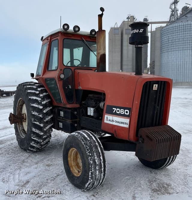 Image of Allis Chalmers 7060 equipment image 2
