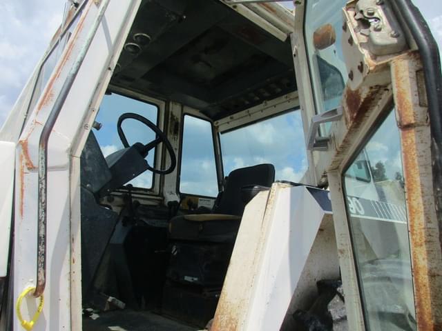 Image of J.I. Case 2390 equipment image 1