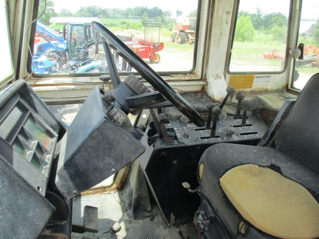 Image of J.I. Case 2390 equipment image 2