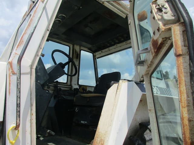 Image of J.I. Case 2390 equipment image 1