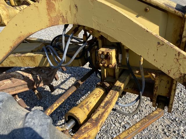 Image of Caterpillar 120G equipment image 4