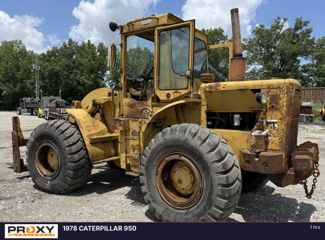 Image of Caterpillar 950 equipment image 2