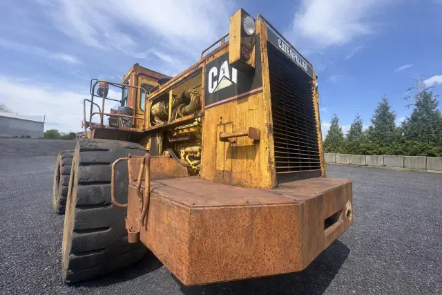 Image of Caterpillar 988B equipment image 4