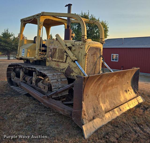 Image of Caterpillar D6D equipment image 2