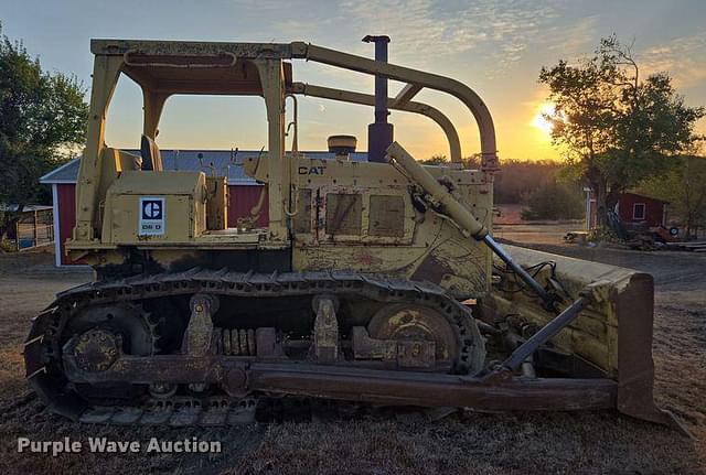 Image of Caterpillar D6D equipment image 3