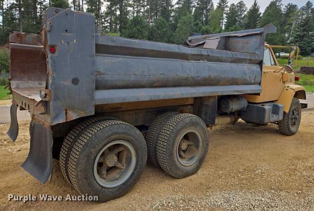 Image of Chevrolet 90 equipment image 4