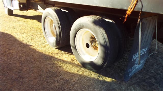 Image of Chevrolet C65 equipment image 4