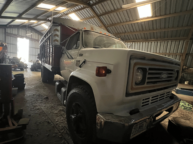 Image of Chevrolet C65 equipment image 2