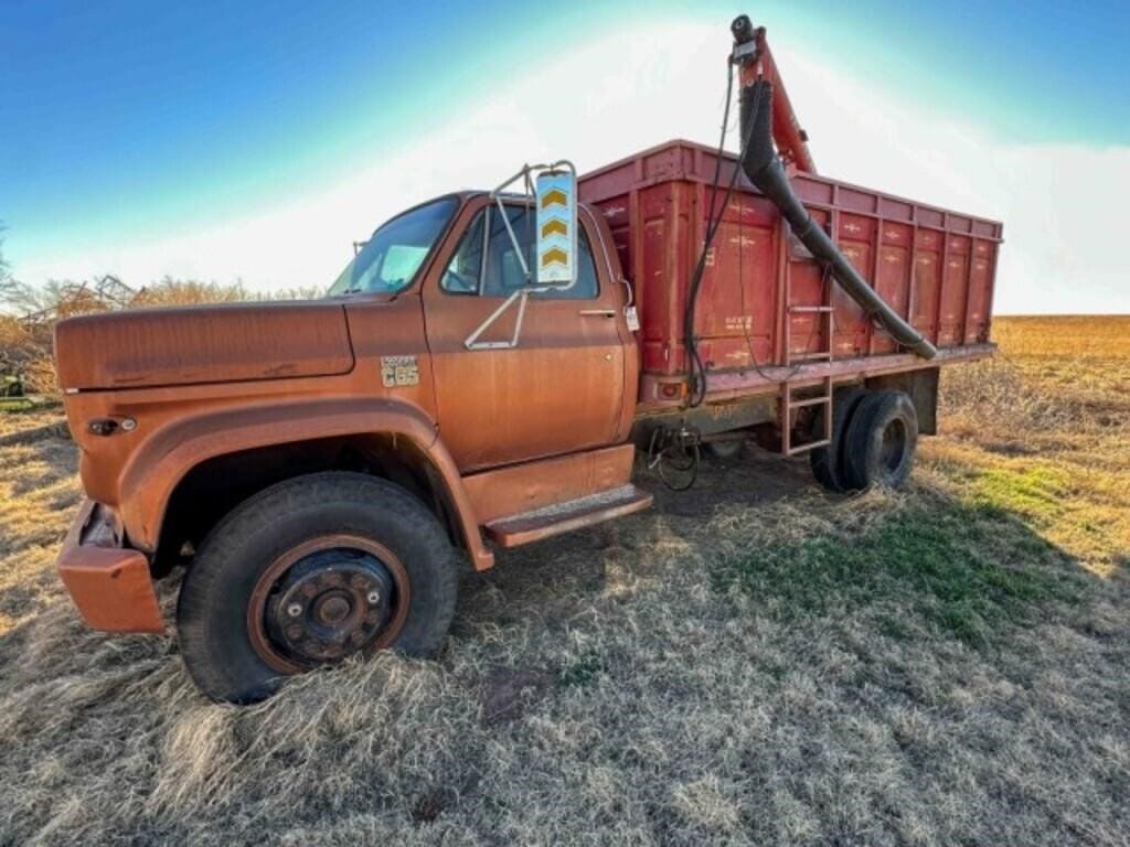 1978 Chevrolet C65 Equipment Image0