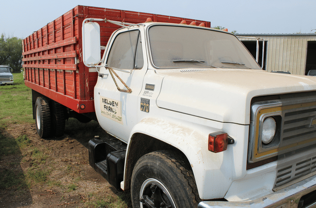 Image of Chevrolet C70 equipment image 2