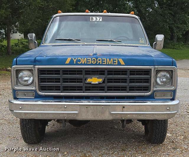 Image of Chevrolet Scottsdale C30 equipment image 1