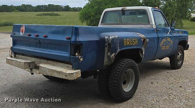 Image of Chevrolet Scottsdale C30 equipment image 4