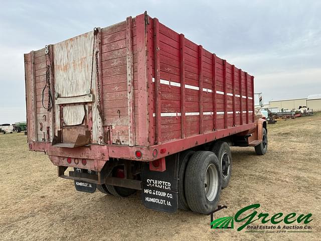 Image of Chevrolet C65 equipment image 4