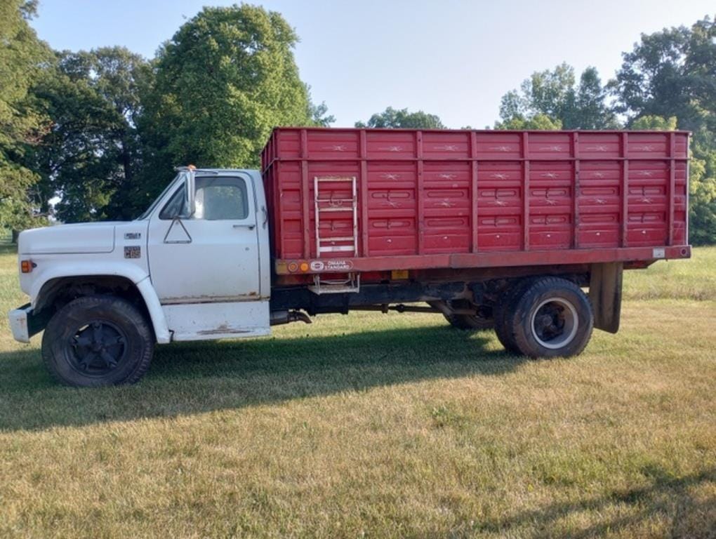 Main image Chevrolet C65