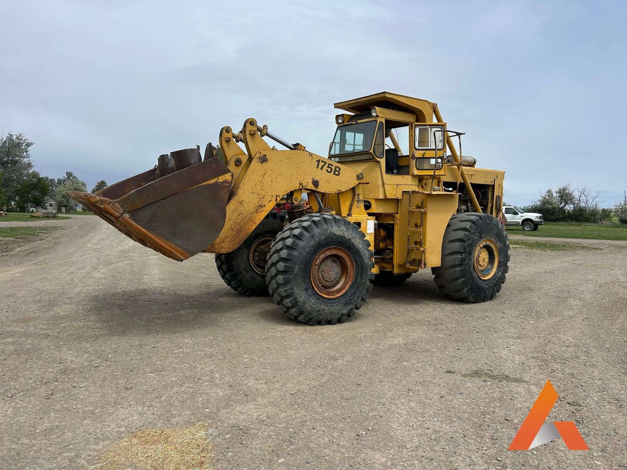 1978 Clark 175B Equipment Image0