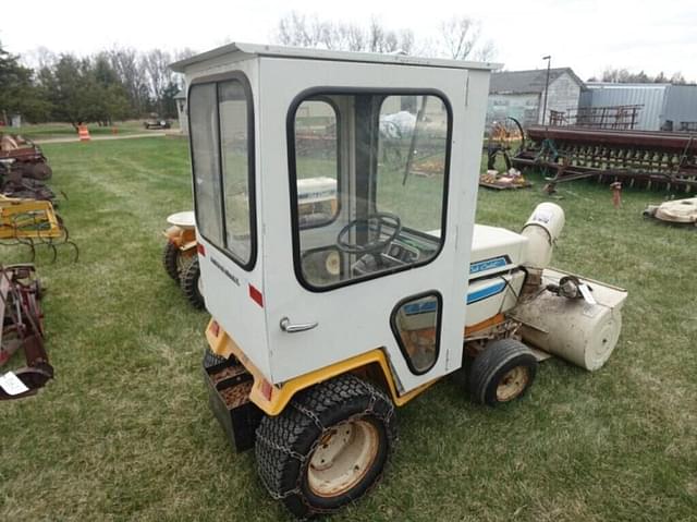 Image of Cub Cadet 1450 equipment image 3
