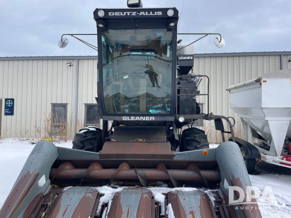 Image of Gleaner F3 Image 1