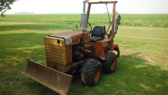 Image of Ditch Witch 2200 equipment image 2