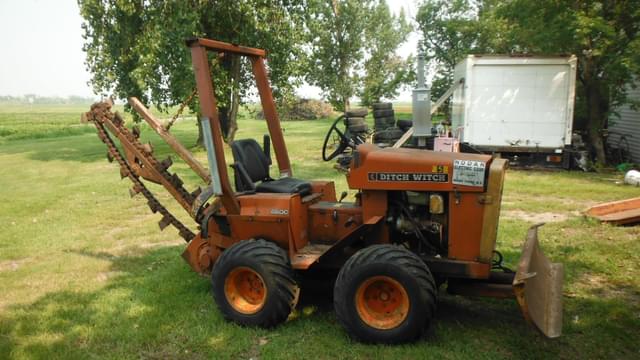 Image of Ditch Witch 2200 equipment image 3