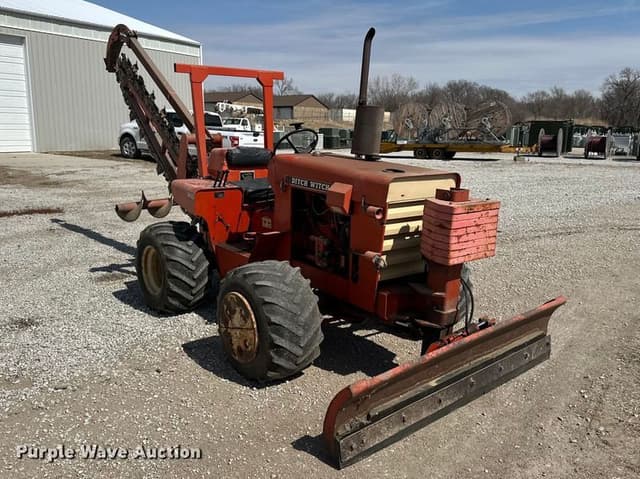 Image of Ditch Witch R40 equipment image 2