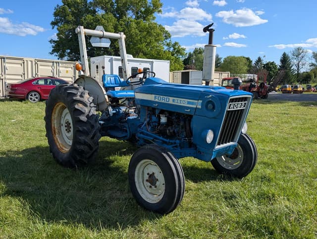Image of Ford 3600 equipment image 2