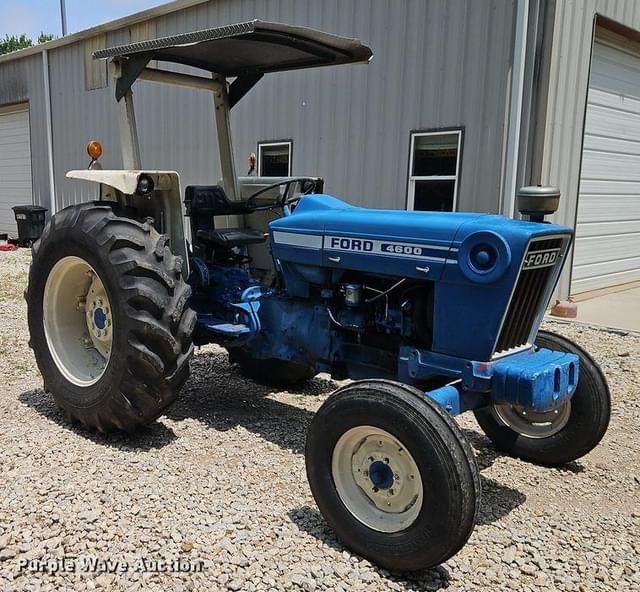 Image of Ford 4600 equipment image 2