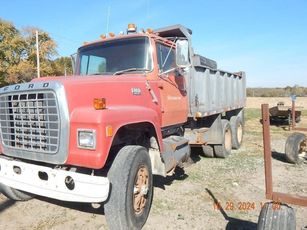 Image of Ford 8000 Primary image